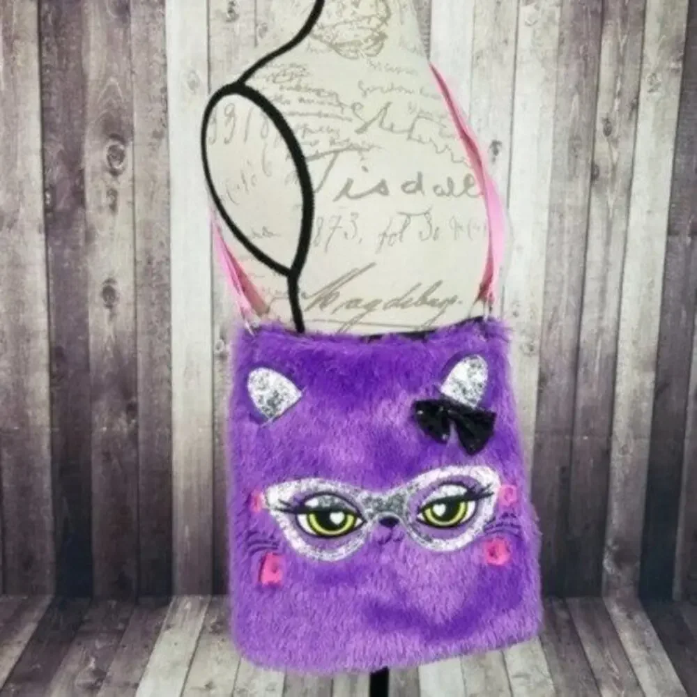 Girls Purple Faux Fur Fuzzy Cat Face Zip Top Crossbody Bag